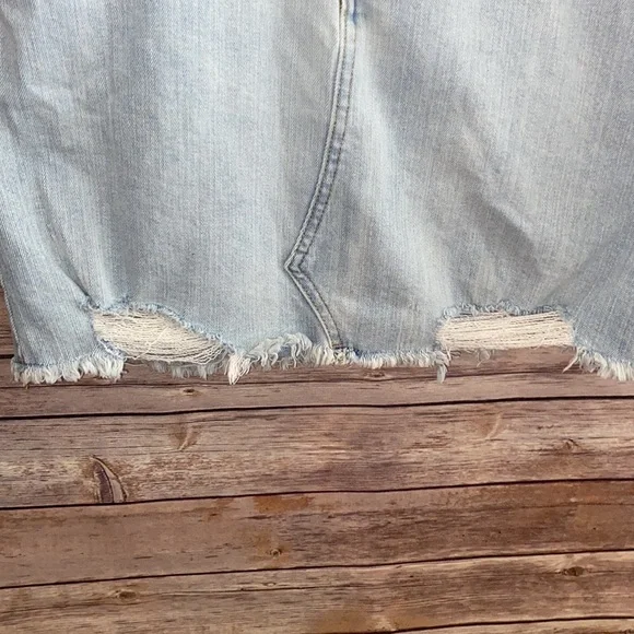 🎈Sale🎈Wild Fable Factory Distressed Denim Skirt - Picture 2 of 6